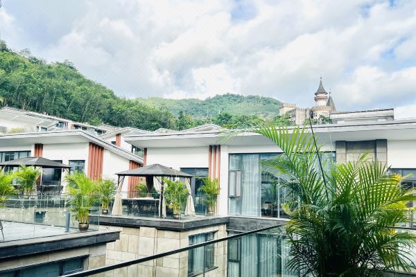 五指山艺宿里主题客栈