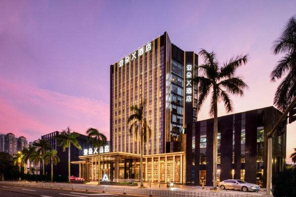 珠海情侣路海滨泳场亚朵X酒店