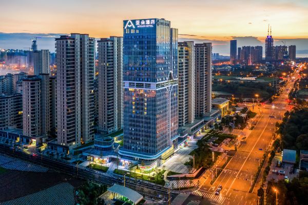 昆明市政府春融街亚朵酒店